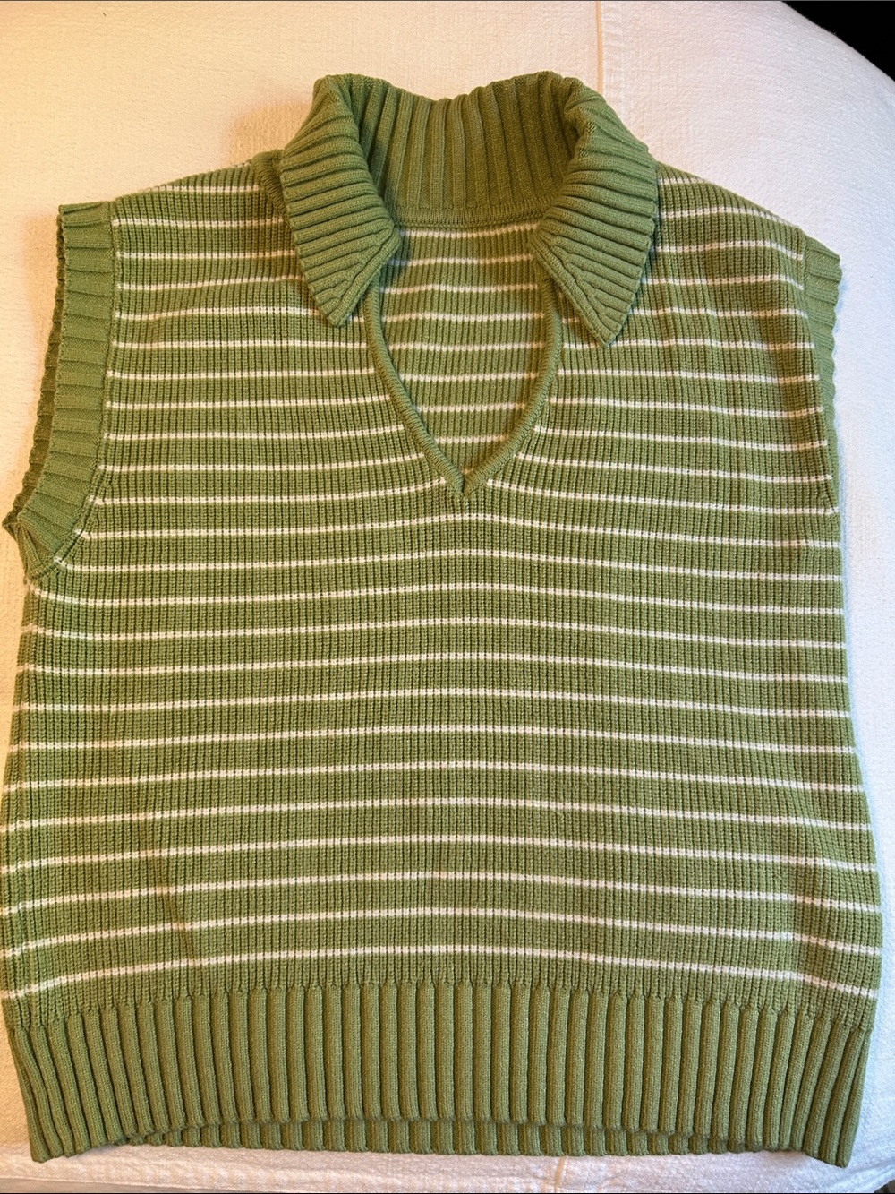 Amazon Olive Green and White Striped V-Neck Sweater Vest Size Small